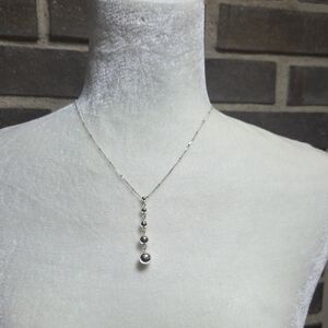 Vintage Avon Silver Bead Necklace